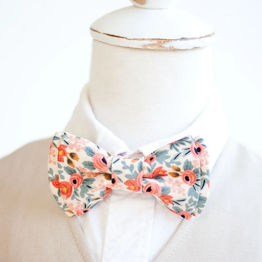 Boy's Necktie / Rosa In Peach