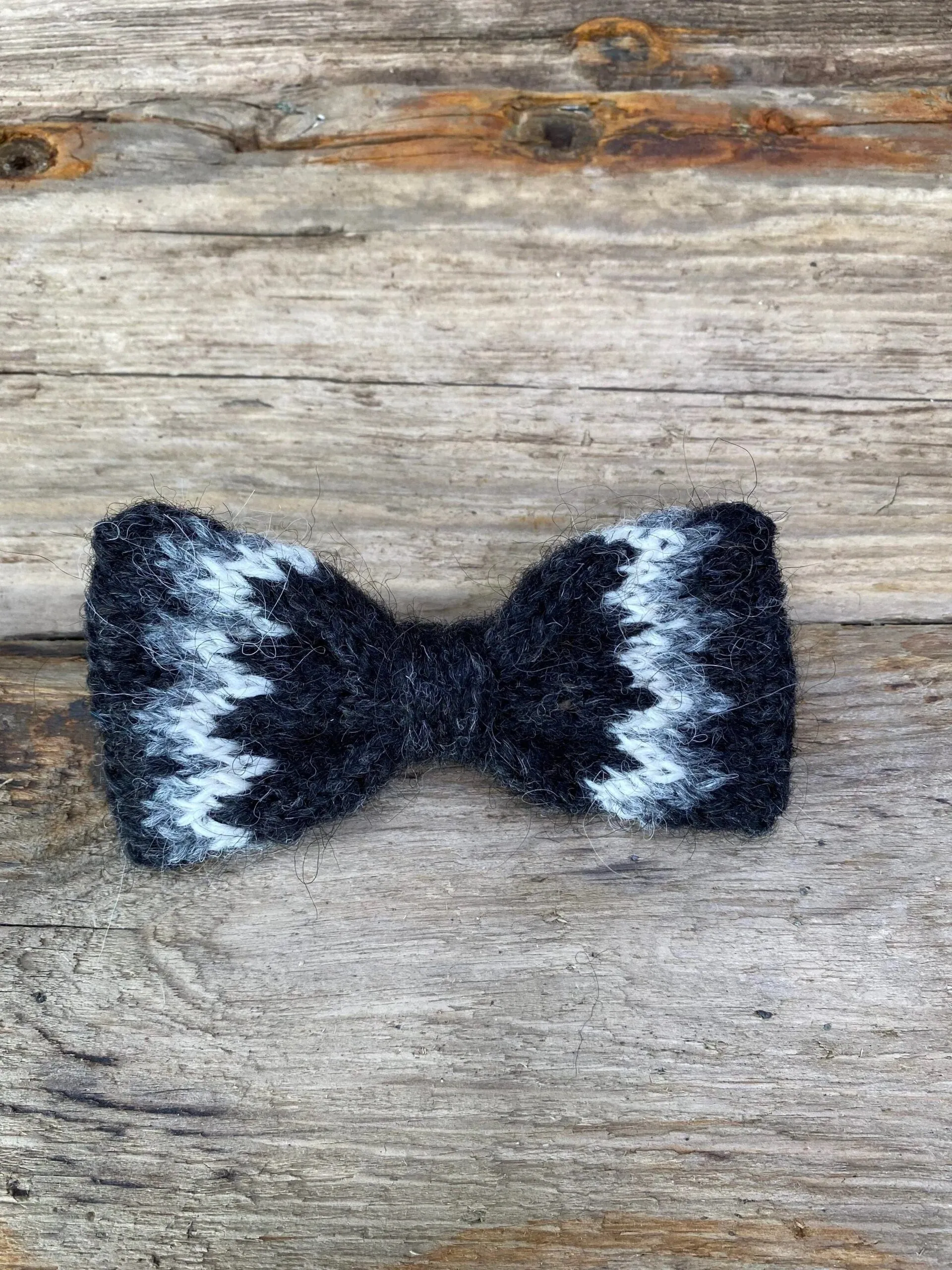 Knitted Wool Bow Tie - Christmas Red