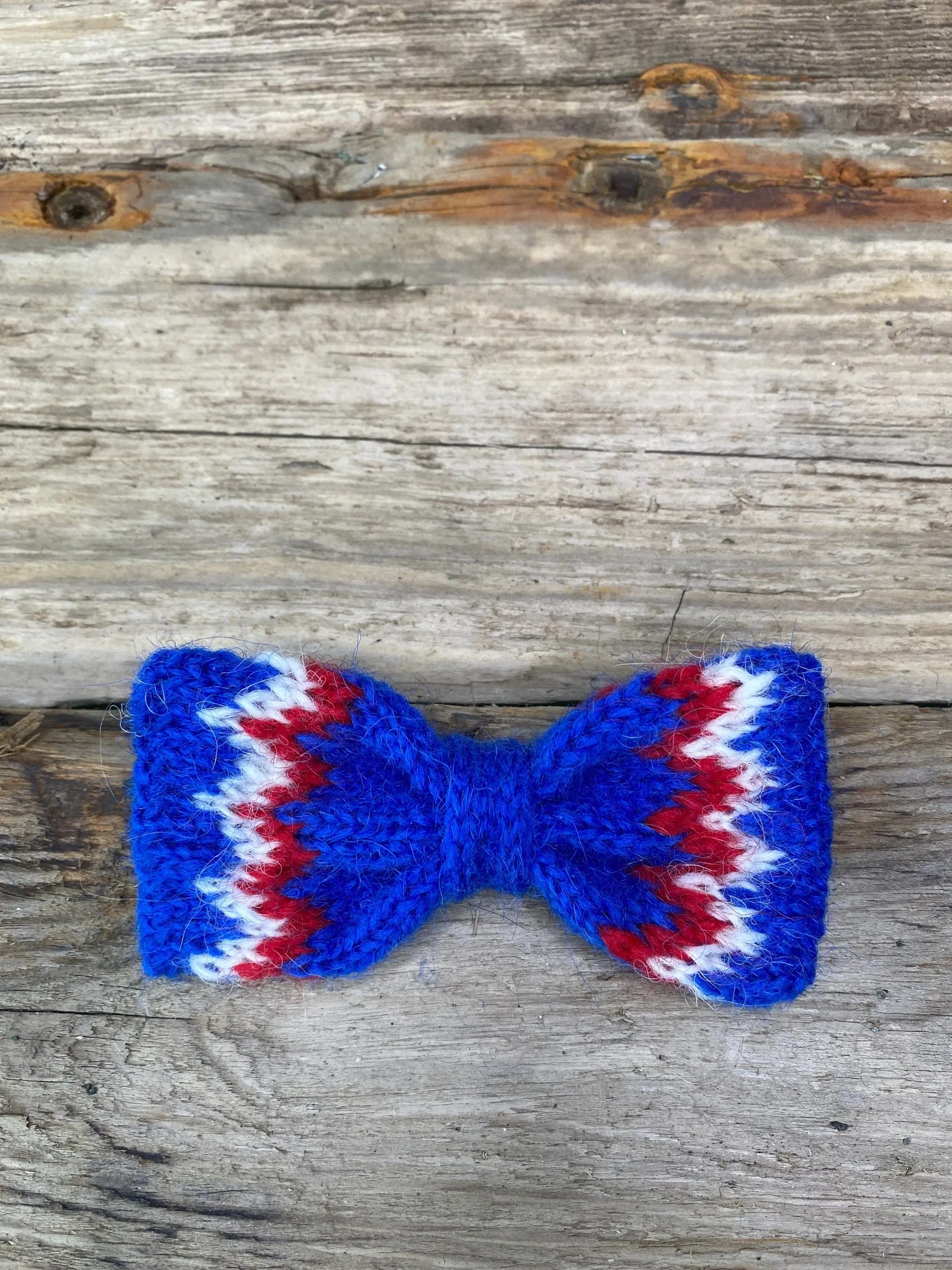 Knitted Wool Bow Tie - Light Blue