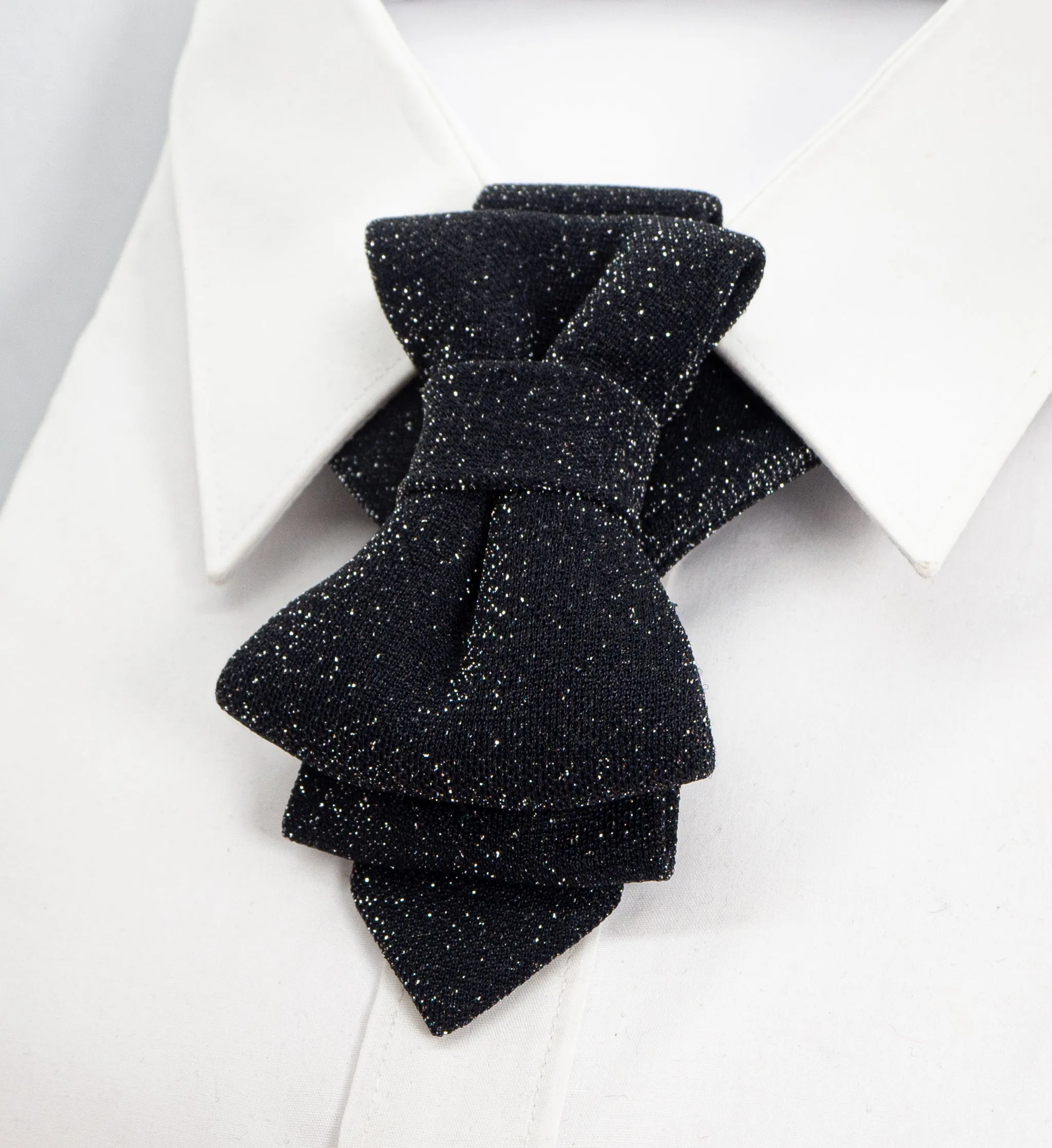 UNIQUE NECKTIE "THE ARCTIC FROST"